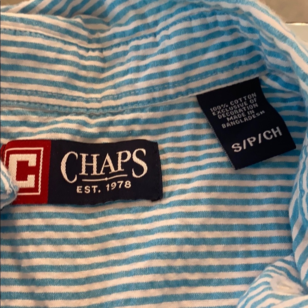 Short sleeve button down